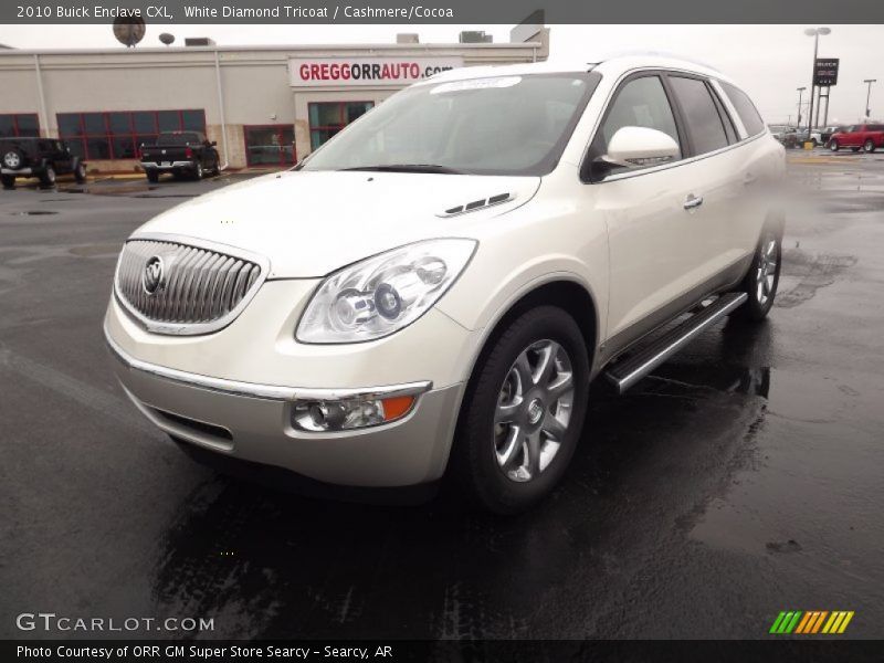 White Diamond Tricoat / Cashmere/Cocoa 2010 Buick Enclave CXL