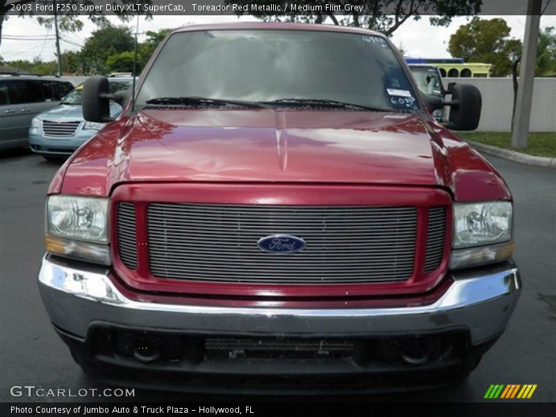 Toreador Red Metallic / Medium Flint Grey 2003 Ford F250 Super Duty XLT SuperCab