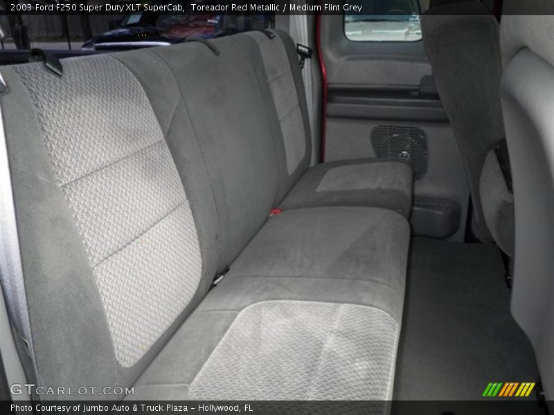 Toreador Red Metallic / Medium Flint Grey 2003 Ford F250 Super Duty XLT SuperCab
