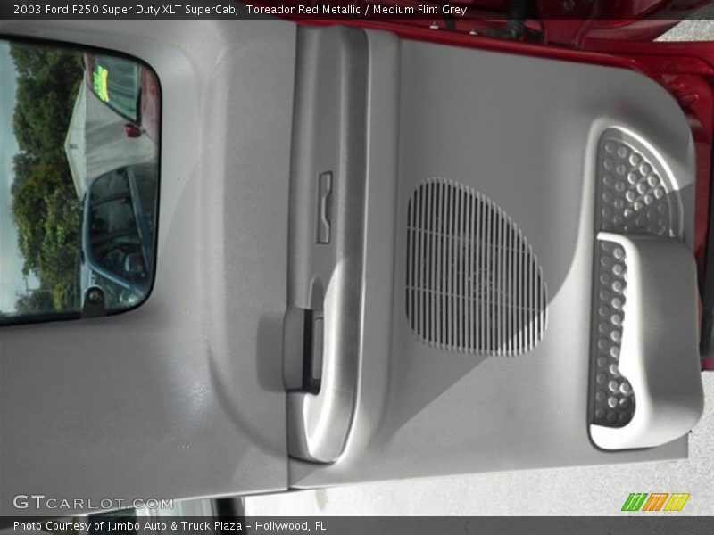 Toreador Red Metallic / Medium Flint Grey 2003 Ford F250 Super Duty XLT SuperCab