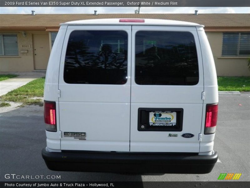Oxford White / Medium Flint 2009 Ford E Series Van E350 Super Duty XL Extended Passenger