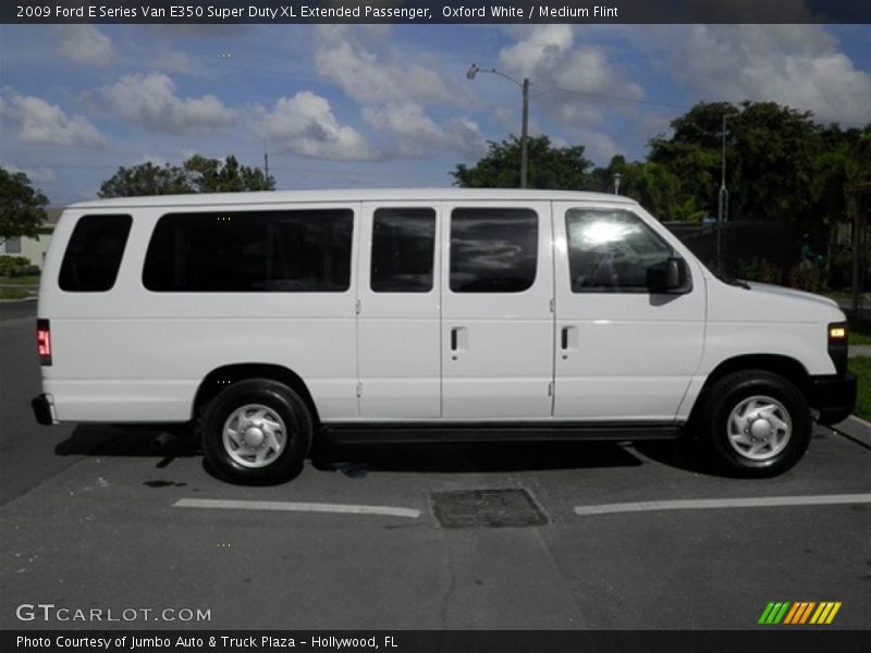 Oxford White / Medium Flint 2009 Ford E Series Van E350 Super Duty XL Extended Passenger