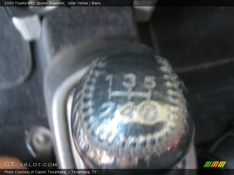 Solar Yellow / Black 2000 Toyota MR2 Spyder Roadster