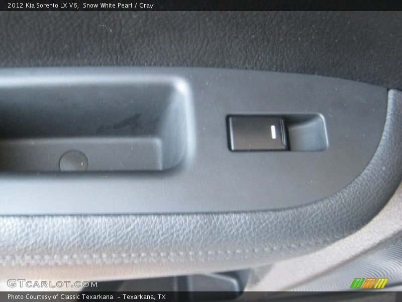 Snow White Pearl / Gray 2012 Kia Sorento LX V6