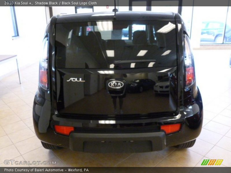 Shadow Black / Black Soul Logo Cloth 2010 Kia Soul +