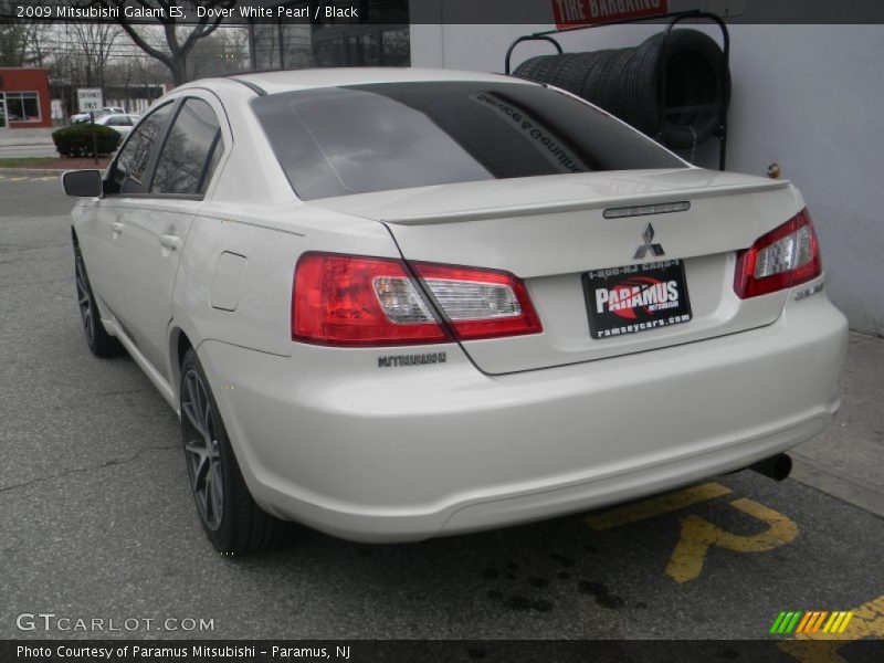 Dover White Pearl / Black 2009 Mitsubishi Galant ES