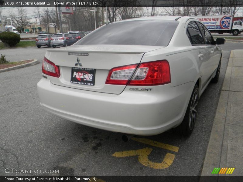 Dover White Pearl / Black 2009 Mitsubishi Galant ES