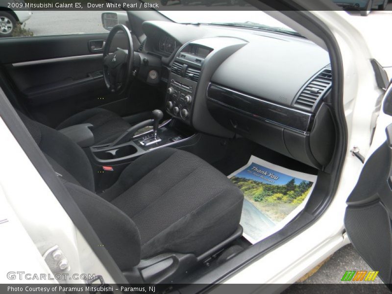 Dover White Pearl / Black 2009 Mitsubishi Galant ES