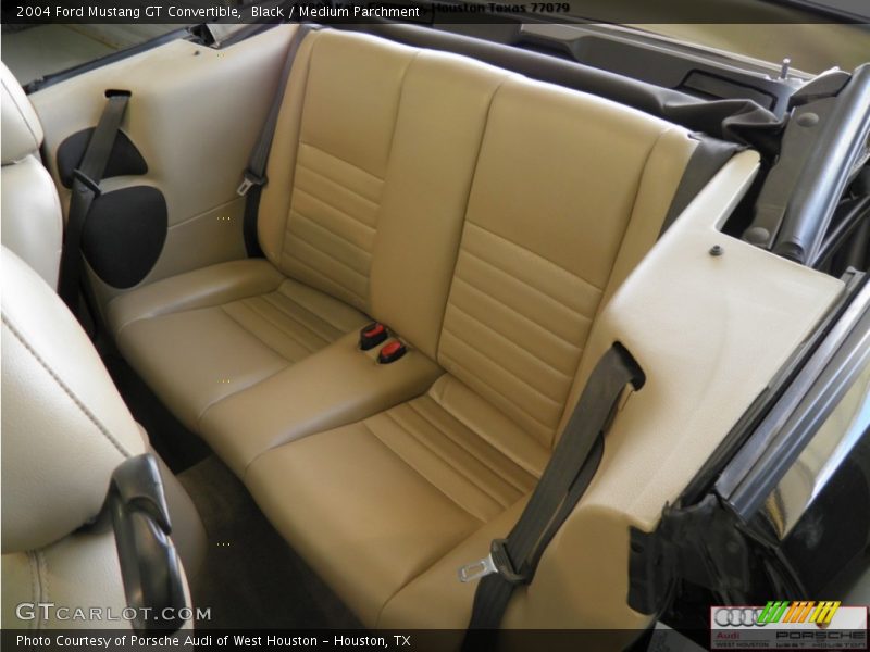 Black / Medium Parchment 2004 Ford Mustang GT Convertible