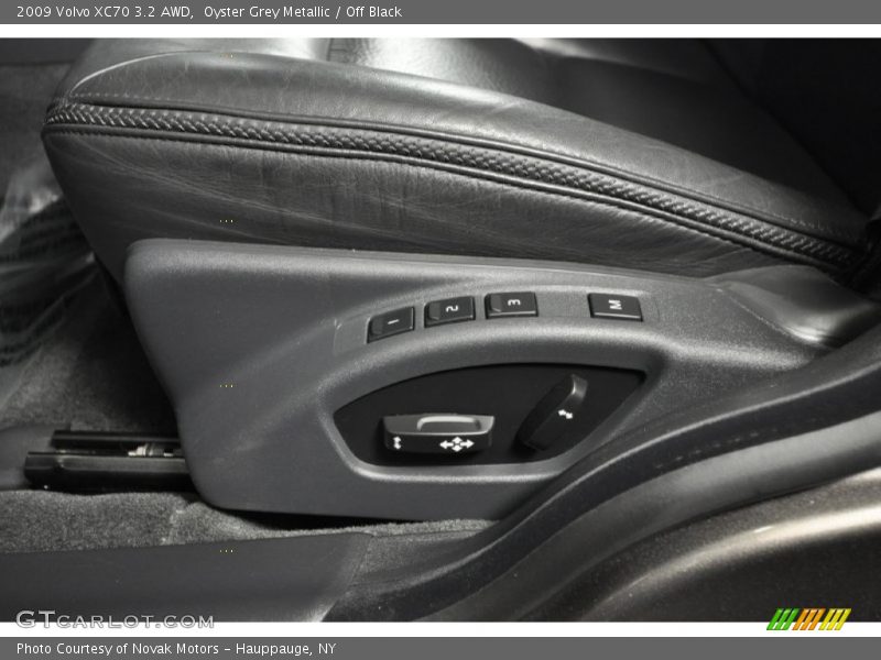 Oyster Grey Metallic / Off Black 2009 Volvo XC70 3.2 AWD