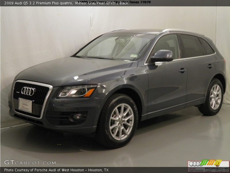 Meteor Gray Pearl Effect / Black 2009 Audi Q5 3.2 Premium Plus quattro