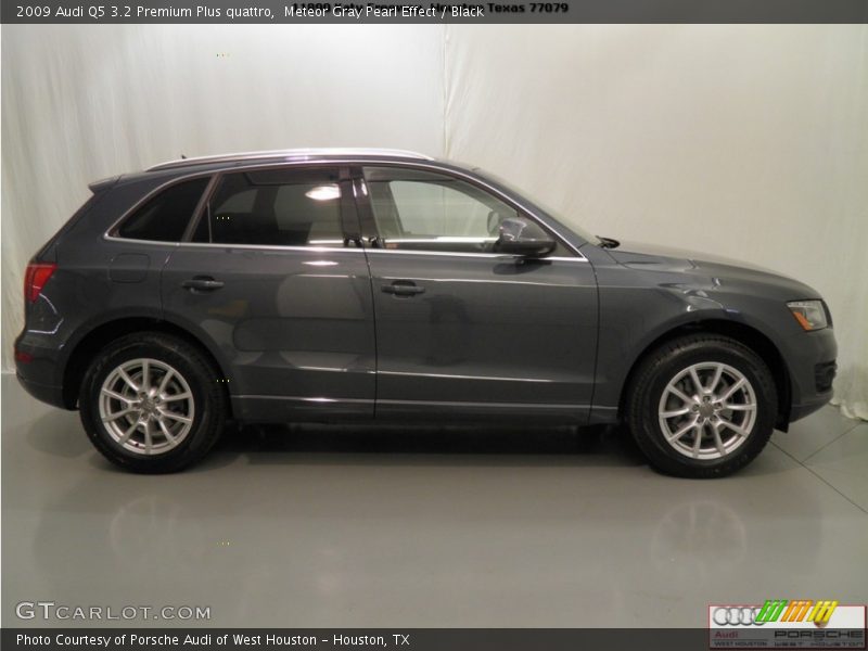 Meteor Gray Pearl Effect / Black 2009 Audi Q5 3.2 Premium Plus quattro