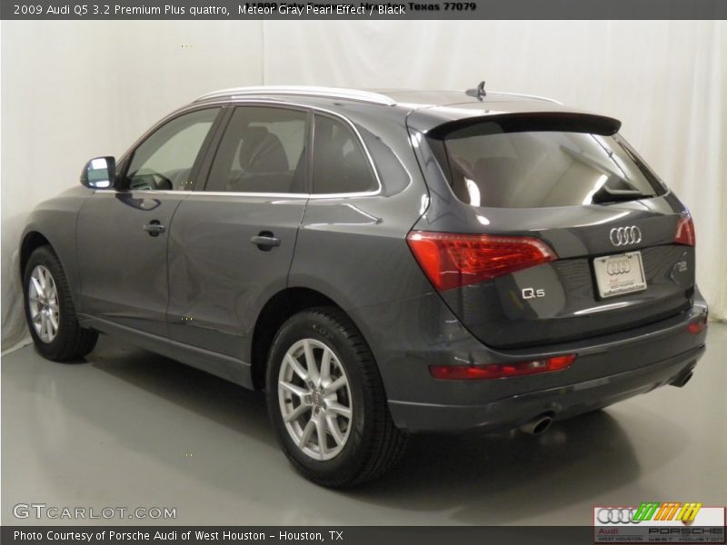 Meteor Gray Pearl Effect / Black 2009 Audi Q5 3.2 Premium Plus quattro