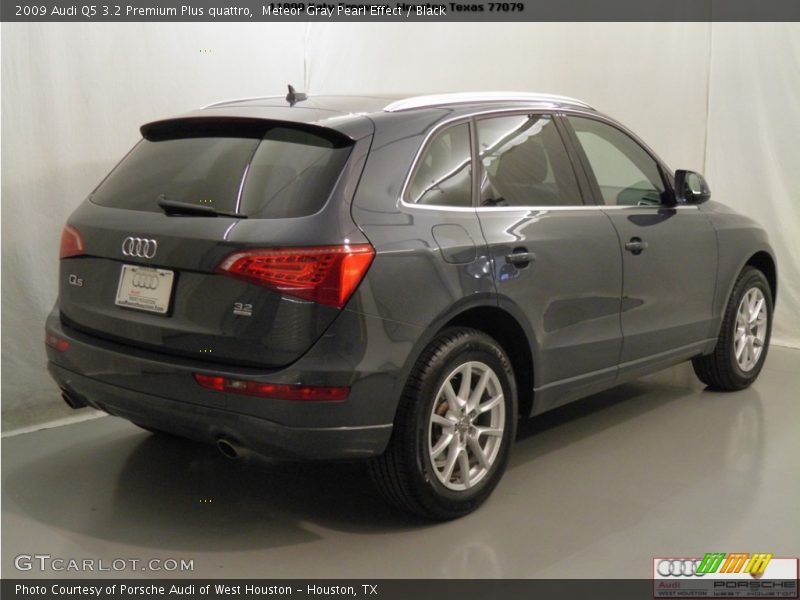 Meteor Gray Pearl Effect / Black 2009 Audi Q5 3.2 Premium Plus quattro