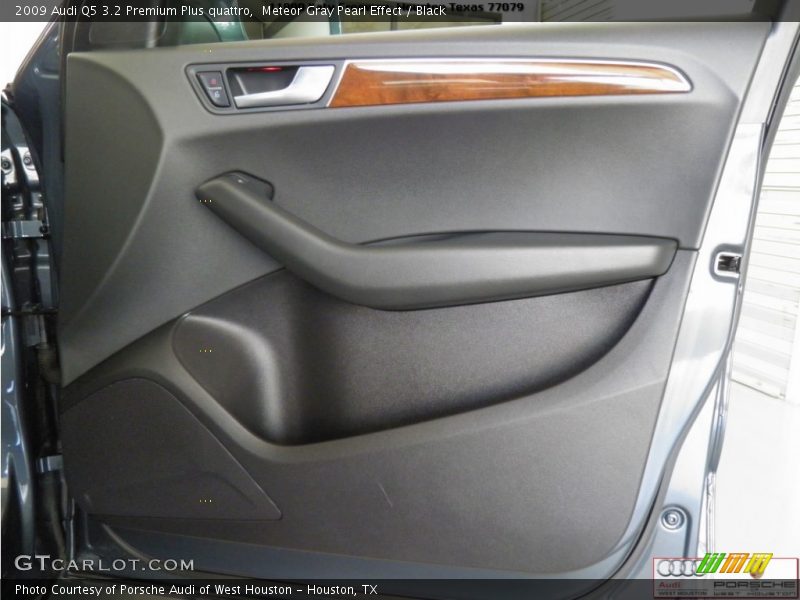 Meteor Gray Pearl Effect / Black 2009 Audi Q5 3.2 Premium Plus quattro