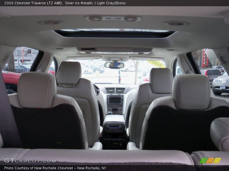 Silver Ice Metallic / Light Gray/Ebony 2009 Chevrolet Traverse LTZ AWD