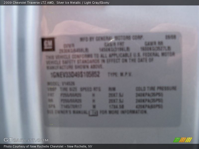 Silver Ice Metallic / Light Gray/Ebony 2009 Chevrolet Traverse LTZ AWD