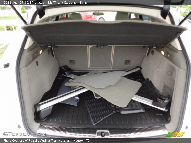 Ibis White / Cardamom Beige 2012 Audi Q5 3.2 FSI quattro
