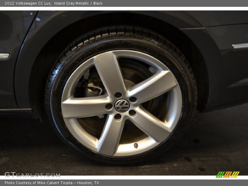 Island Gray Metallic / Black 2012 Volkswagen CC Lux