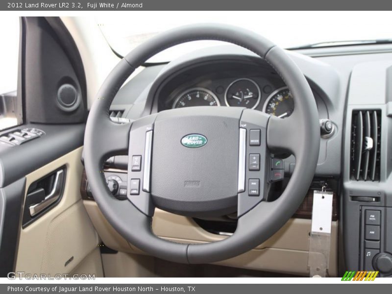  2012 LR2 3.2 Steering Wheel
