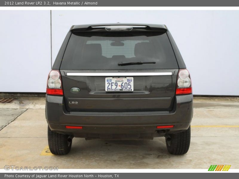 Havana Metallic / Almond 2012 Land Rover LR2 3.2