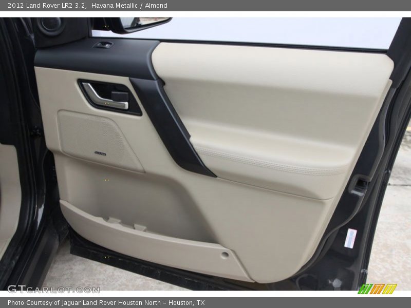 Havana Metallic / Almond 2012 Land Rover LR2 3.2