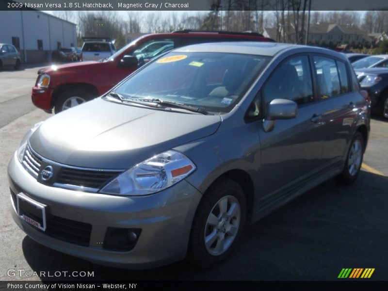 Magnetic Gray / Charcoal 2009 Nissan Versa 1.8 SL Hatchback