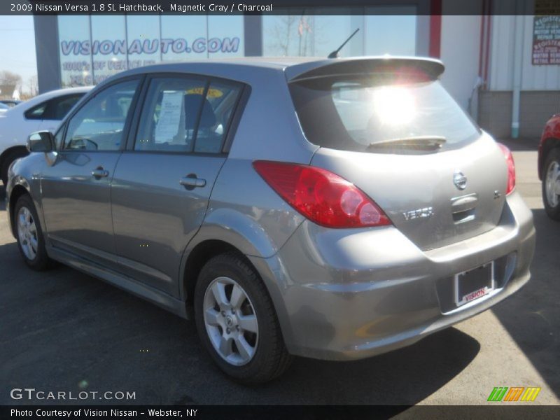 Magnetic Gray / Charcoal 2009 Nissan Versa 1.8 SL Hatchback