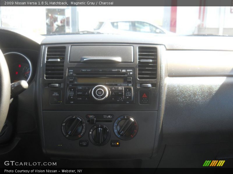 Magnetic Gray / Charcoal 2009 Nissan Versa 1.8 SL Hatchback