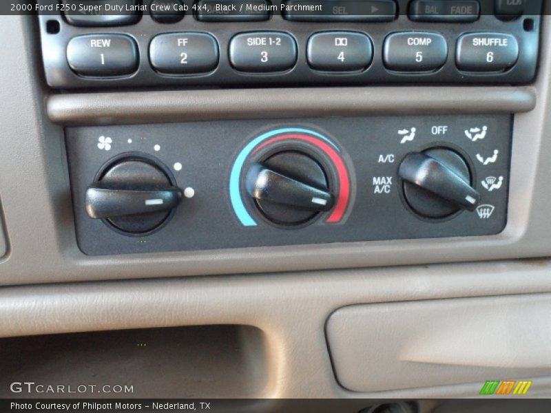 Controls of 2000 F250 Super Duty Lariat Crew Cab 4x4