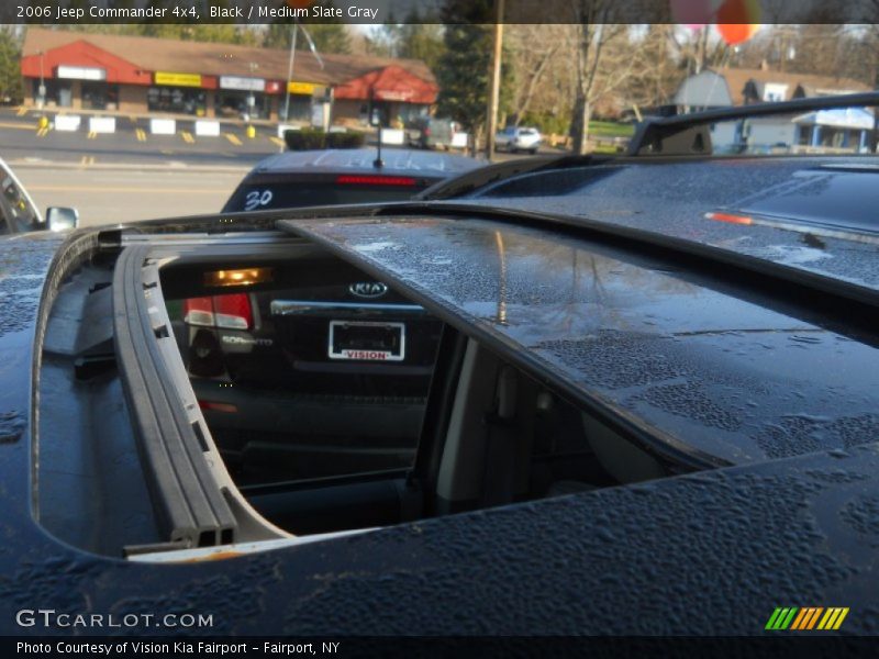 Black / Medium Slate Gray 2006 Jeep Commander 4x4