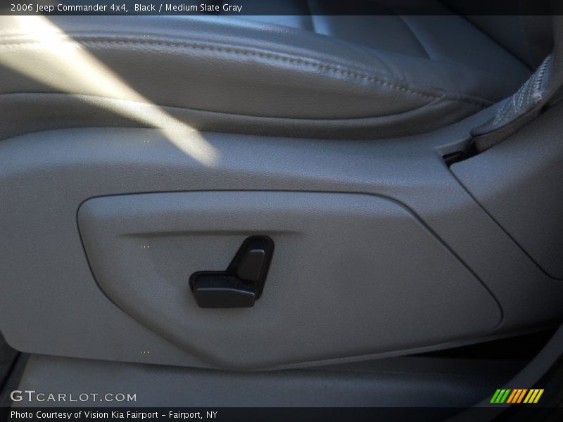 Black / Medium Slate Gray 2006 Jeep Commander 4x4