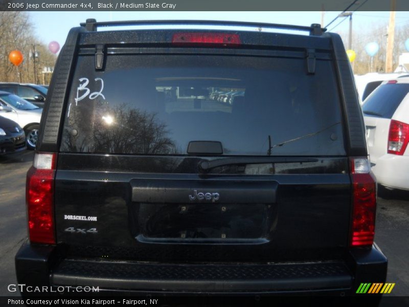 Black / Medium Slate Gray 2006 Jeep Commander 4x4