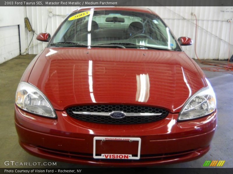 Matador Red Metallic / Medium Parchment 2003 Ford Taurus SES