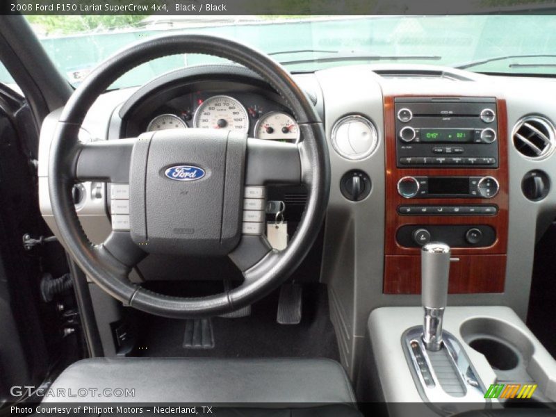 Dashboard of 2008 F150 Lariat SuperCrew 4x4