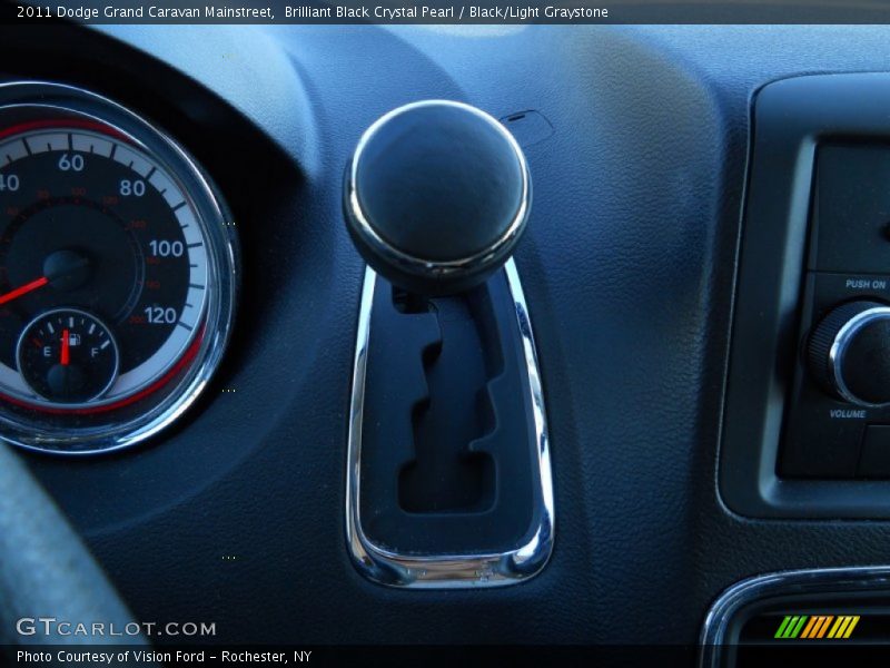 Brilliant Black Crystal Pearl / Black/Light Graystone 2011 Dodge Grand Caravan Mainstreet