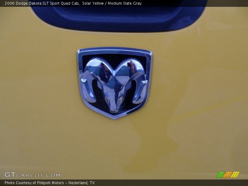 Solar Yellow / Medium Slate Gray 2006 Dodge Dakota SLT Sport Quad Cab
