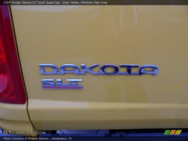  2006 Dakota SLT Sport Quad Cab Logo