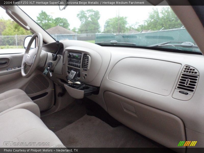 Arizona Beige Metallic / Heritage Medium Parchment 2004 Ford F150 XLT Heritage SuperCab