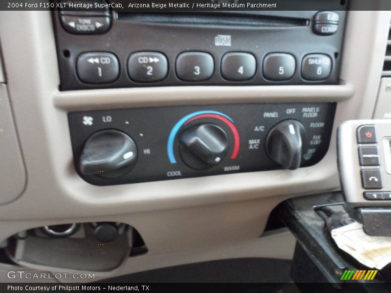 Arizona Beige Metallic / Heritage Medium Parchment 2004 Ford F150 XLT Heritage SuperCab