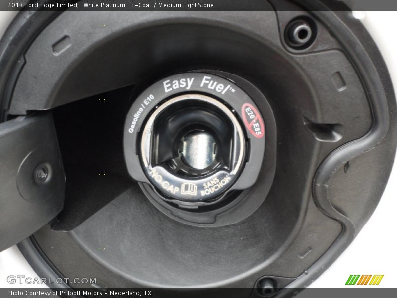 White Platinum Tri-Coat / Medium Light Stone 2013 Ford Edge Limited