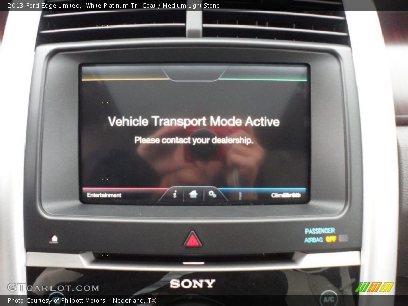 White Platinum Tri-Coat / Medium Light Stone 2013 Ford Edge Limited