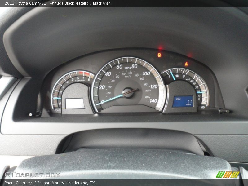 Attitude Black Metallic / Black/Ash 2012 Toyota Camry SE