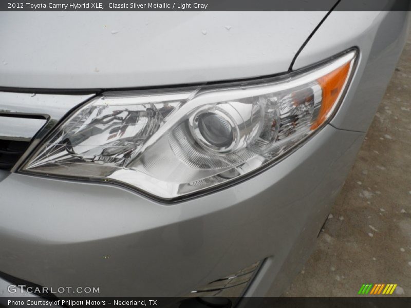 Classic Silver Metallic / Light Gray 2012 Toyota Camry Hybrid XLE