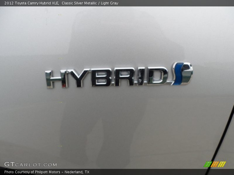 Classic Silver Metallic / Light Gray 2012 Toyota Camry Hybrid XLE