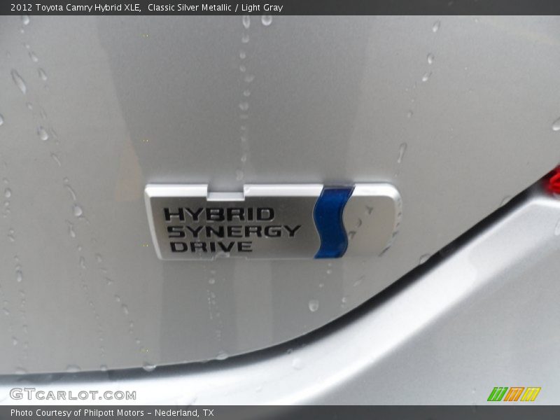 Classic Silver Metallic / Light Gray 2012 Toyota Camry Hybrid XLE