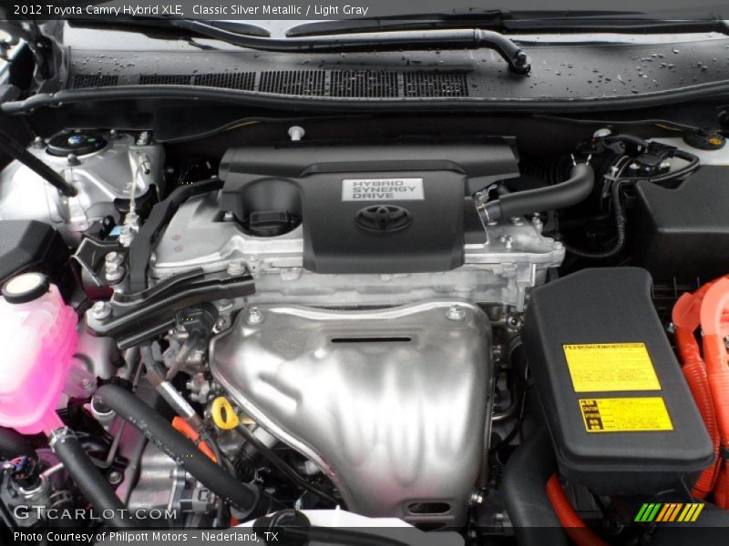 Classic Silver Metallic / Light Gray 2012 Toyota Camry Hybrid XLE