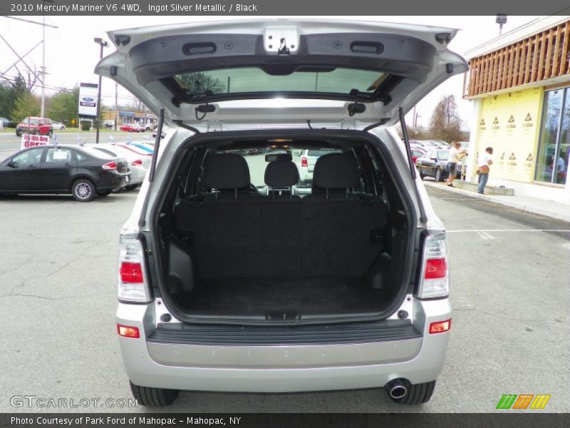 Ingot Silver Metallic / Black 2010 Mercury Mariner V6 4WD