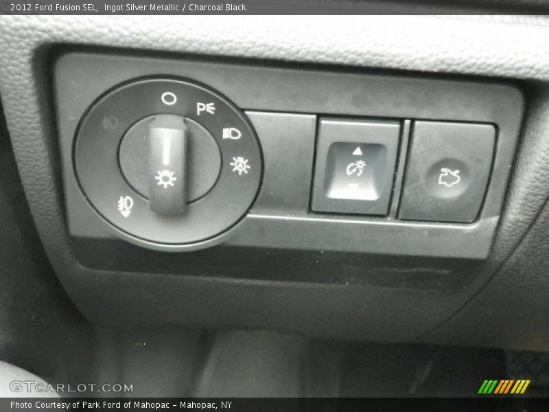 Controls of 2012 Fusion SEL