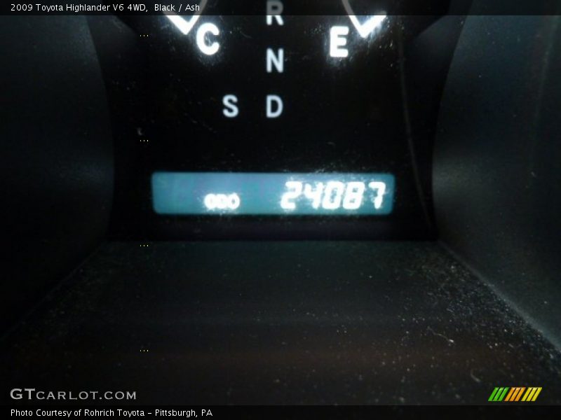 Black / Ash 2009 Toyota Highlander V6 4WD